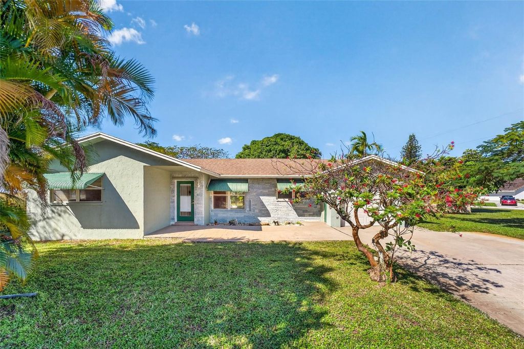 Photo of 4499 NW 2nd Avenue, Boca Raton, FL 33431 (MLS # F10545394)