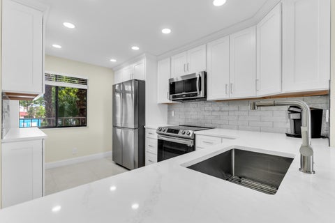 Tiny photo for 7320 Amberly Lane #208, Delray Beach, FL 33446 (MLS # B26089119)