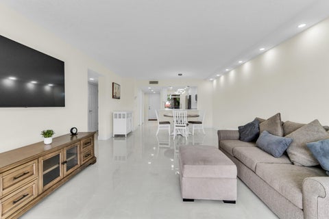Tiny photo for 7320 Amberly Lane #208, Delray Beach, FL 33446 (MLS # B26089119)