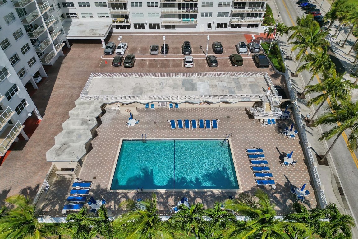 SEA MONARCH CONDO - Residential