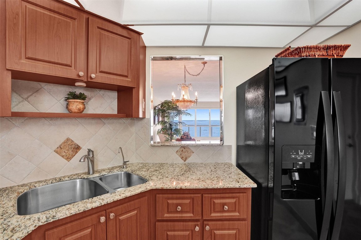 SEA MONARCH CONDO - Residential