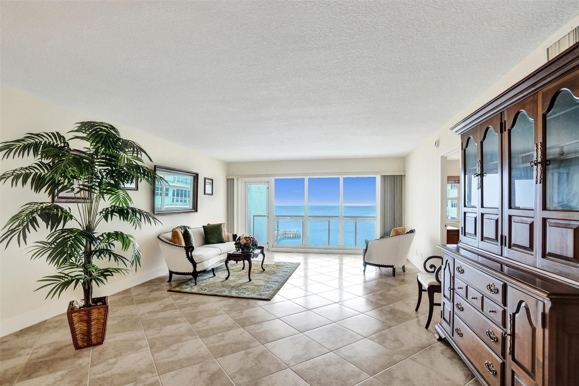 SEA MONARCH CONDO - Residential