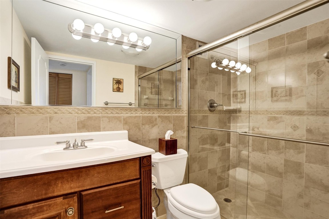 SEA MONARCH CONDO - Residential