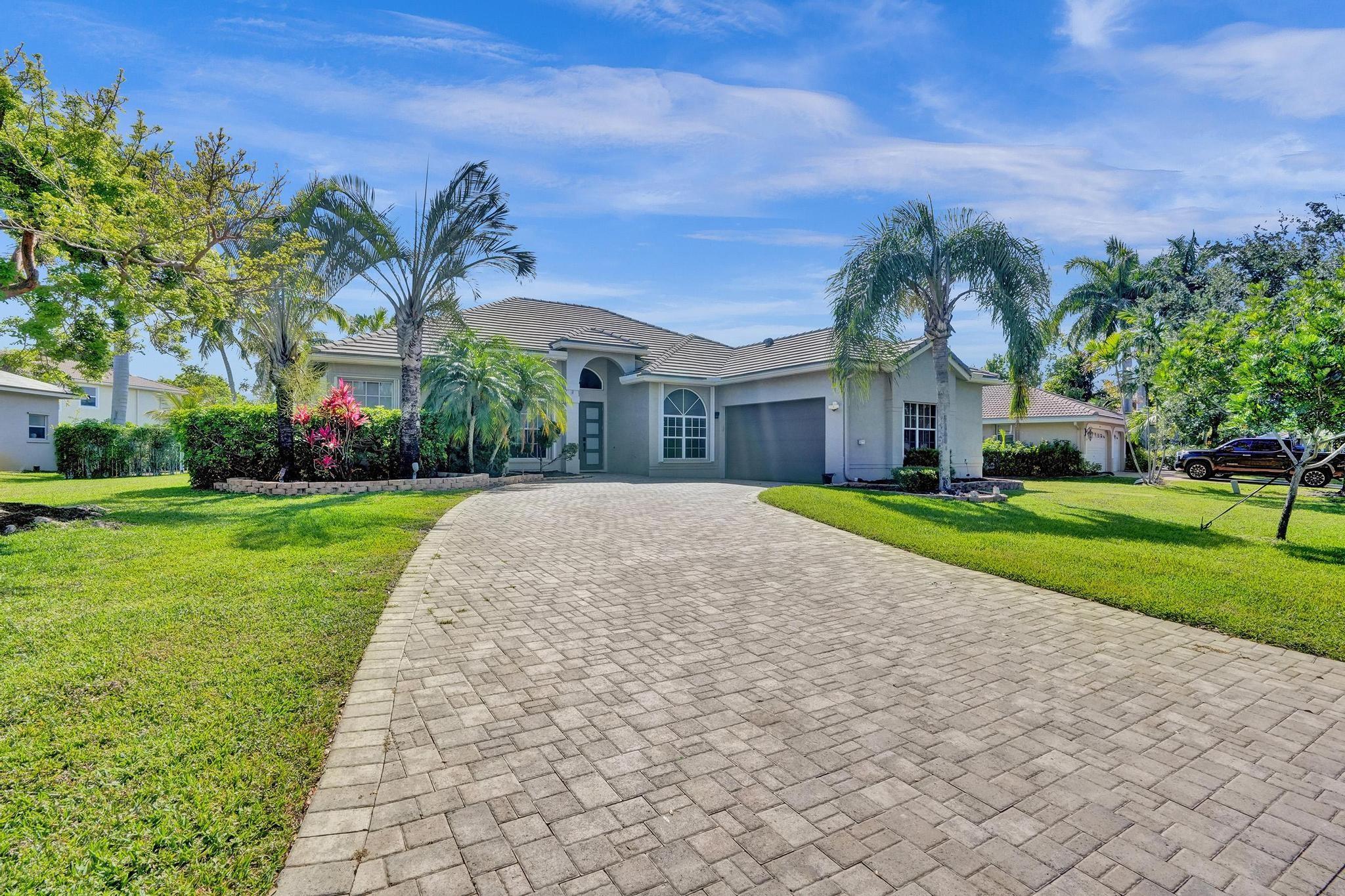 4952 NW 110TH TER