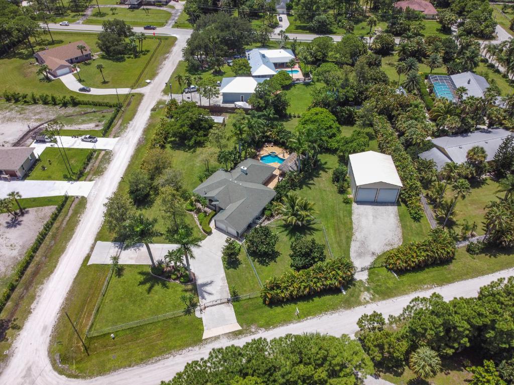 Palm Beach Country Estates - Residential