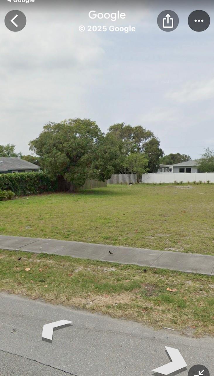 132 & 134 NW 6th Ave