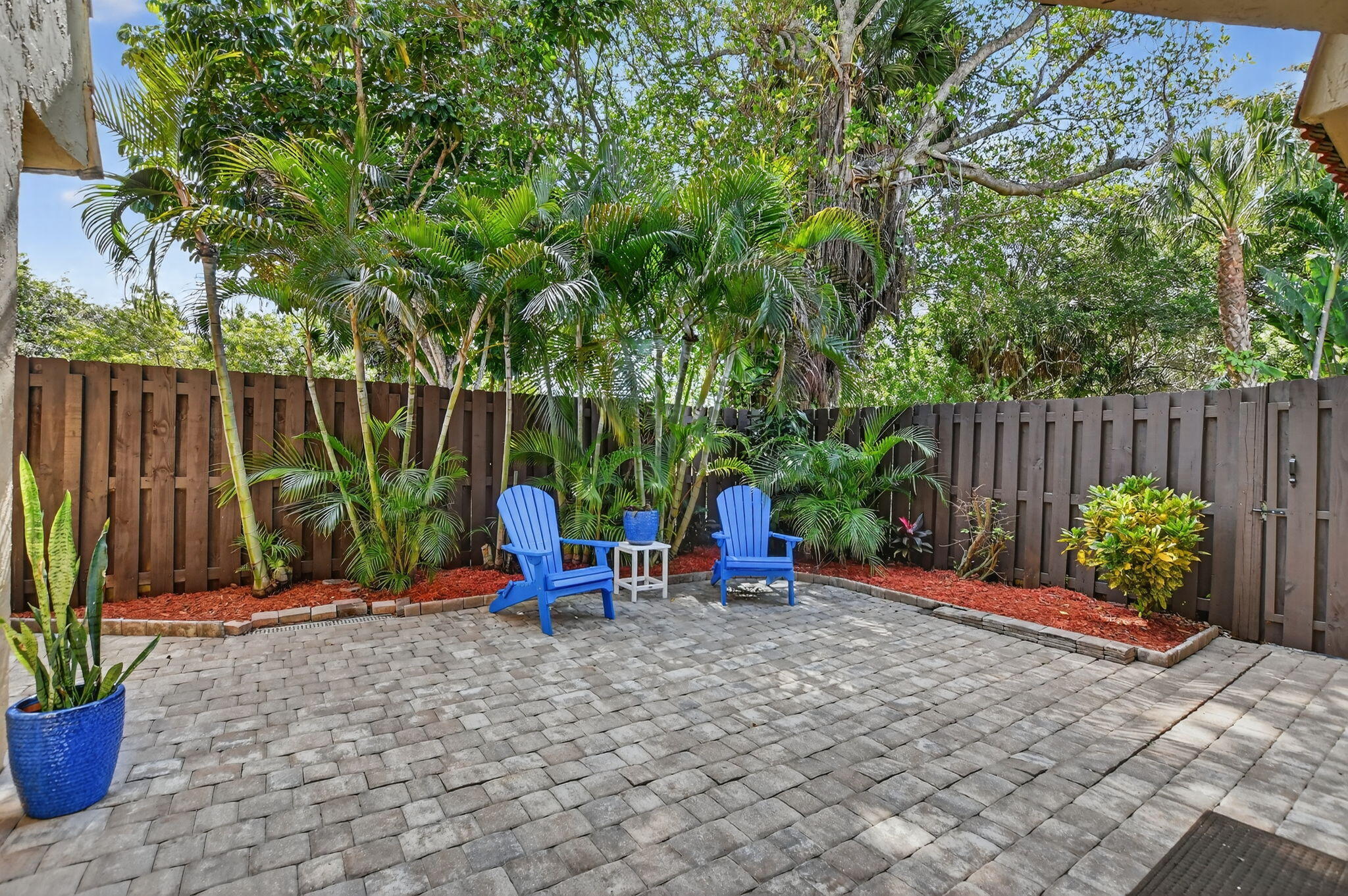 22958 Oxford Place D, Boca Raton, FL, 33433/$385,000 4 22958 Oxford Place D
