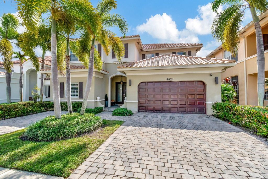 Photo of 9821 Cobblestone Creek Drive, Boynton Beach, FL 33472 (MLS # R11031305)