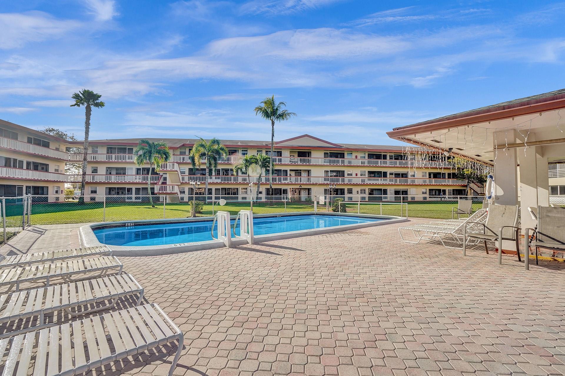 Beverly Hills Condominium - Residential