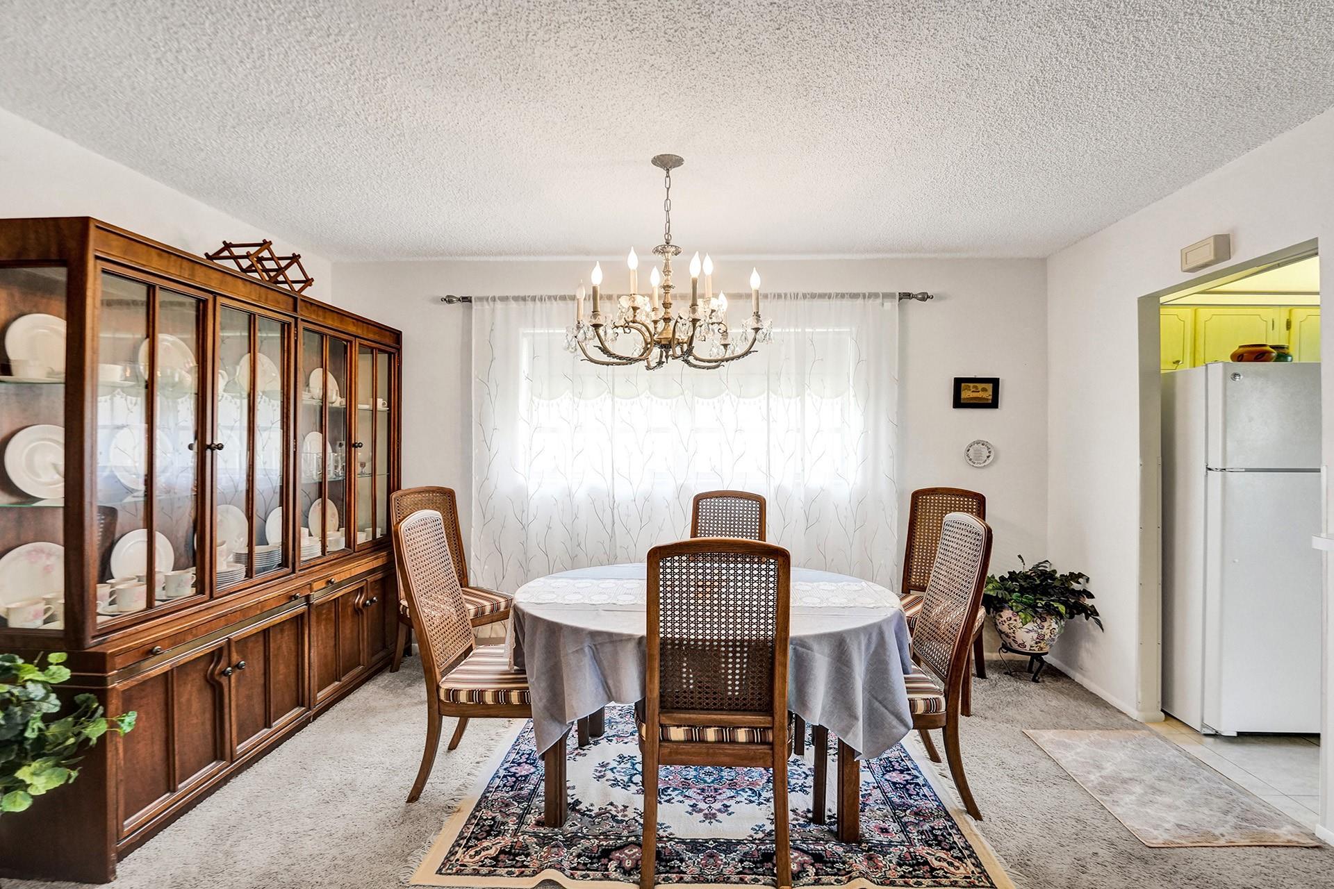 Beverly Hills Condominium - Residential