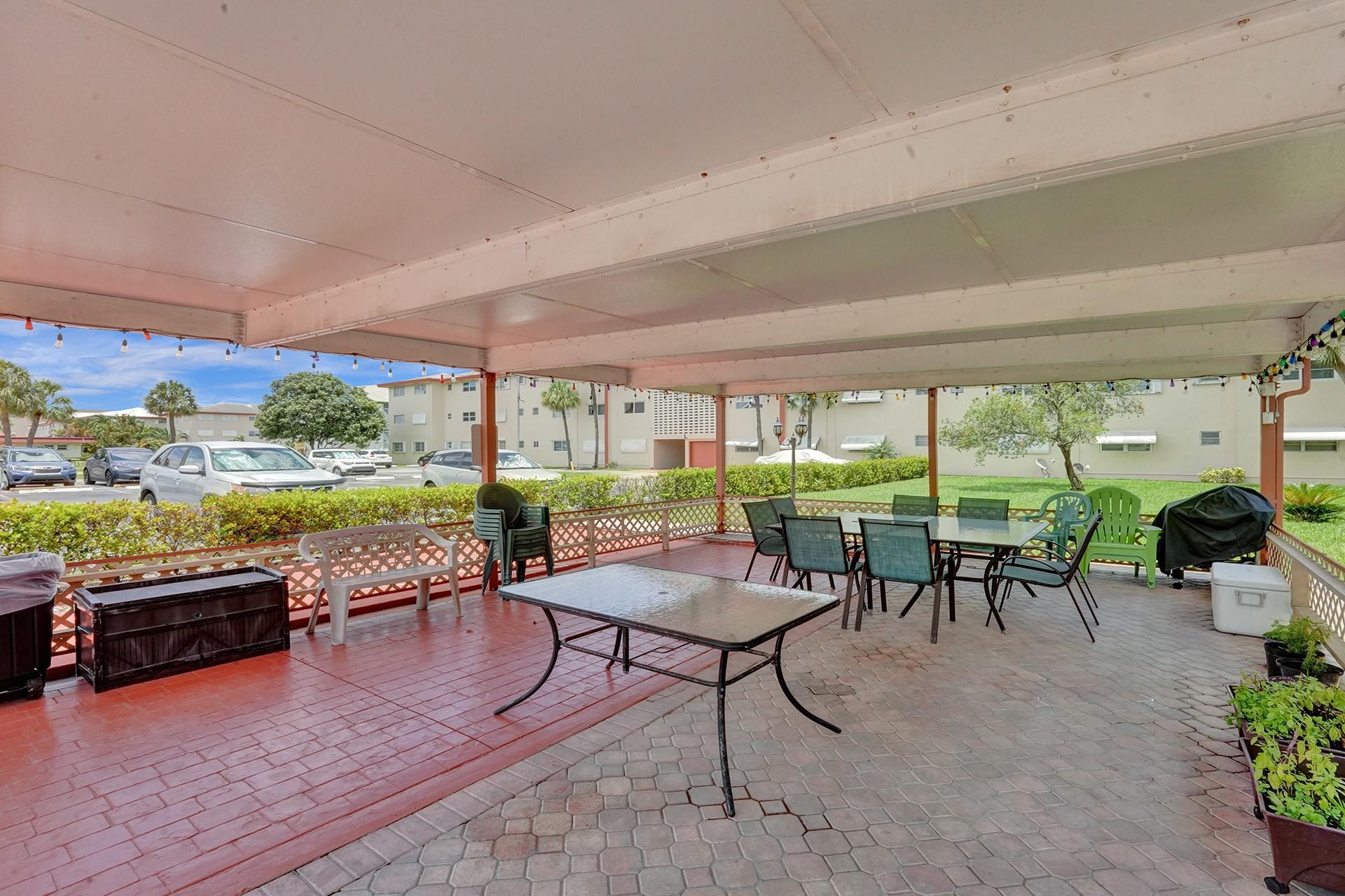 Beverly Hills Condominium - Residential