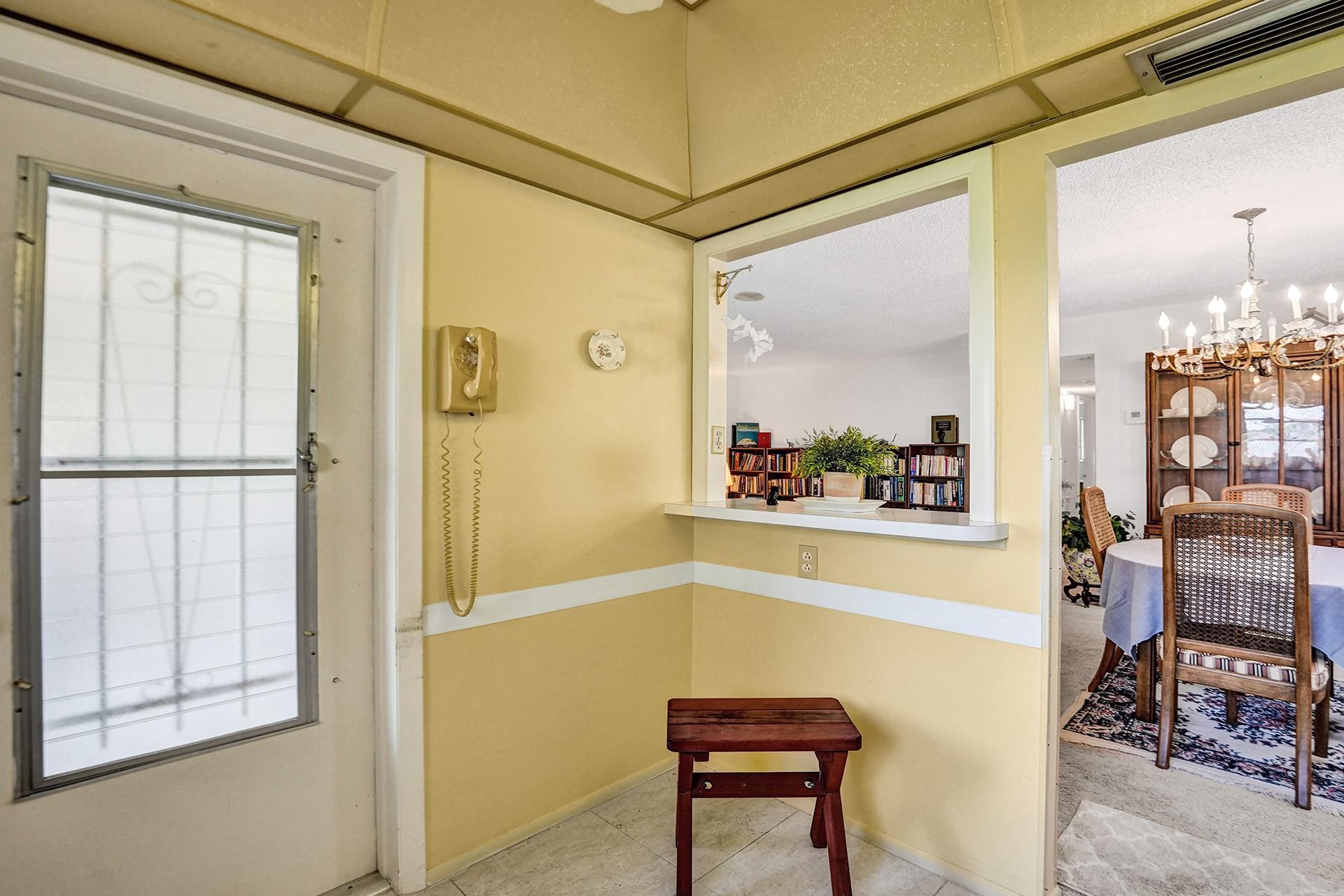 Beverly Hills Condominium - Residential