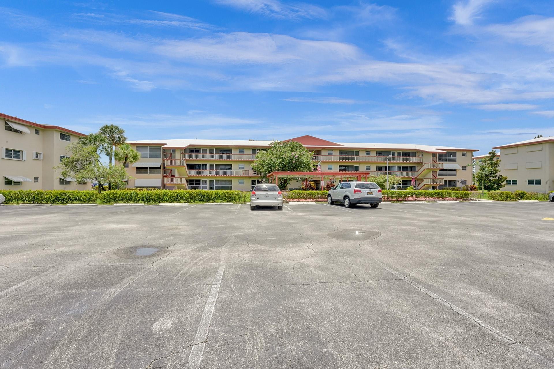 Beverly Hills Condominium - Residential