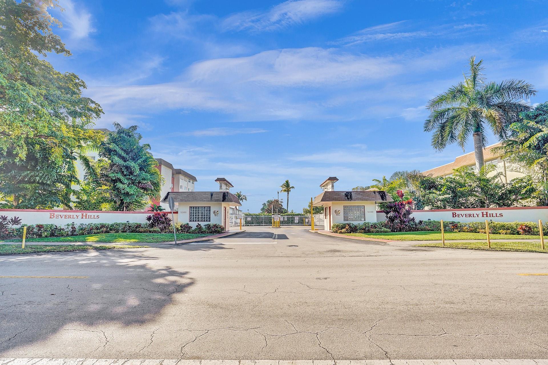 Beverly Hills Condominium - Residential