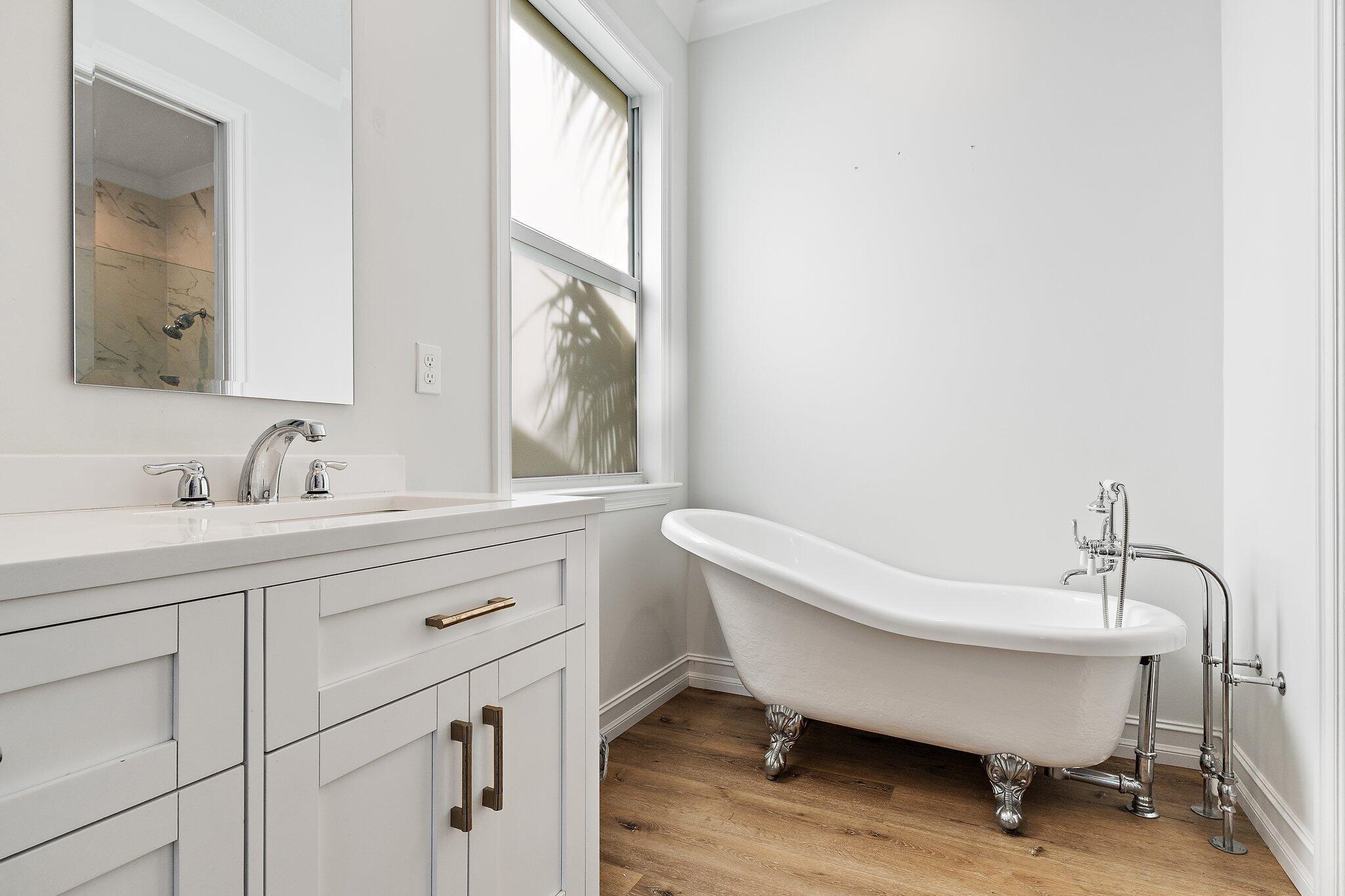 CINQUEZ PARK - Residential