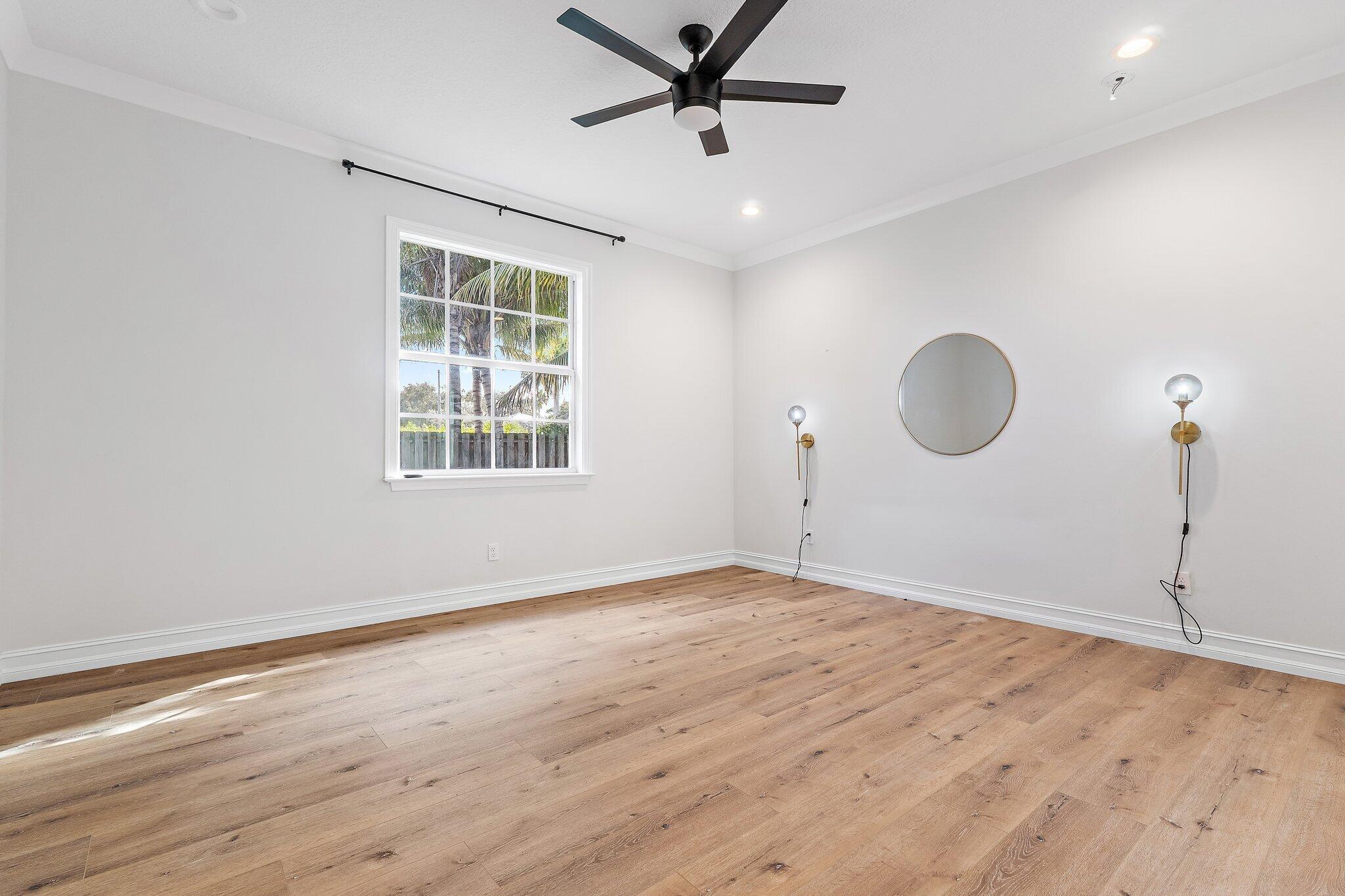 CINQUEZ PARK - Residential