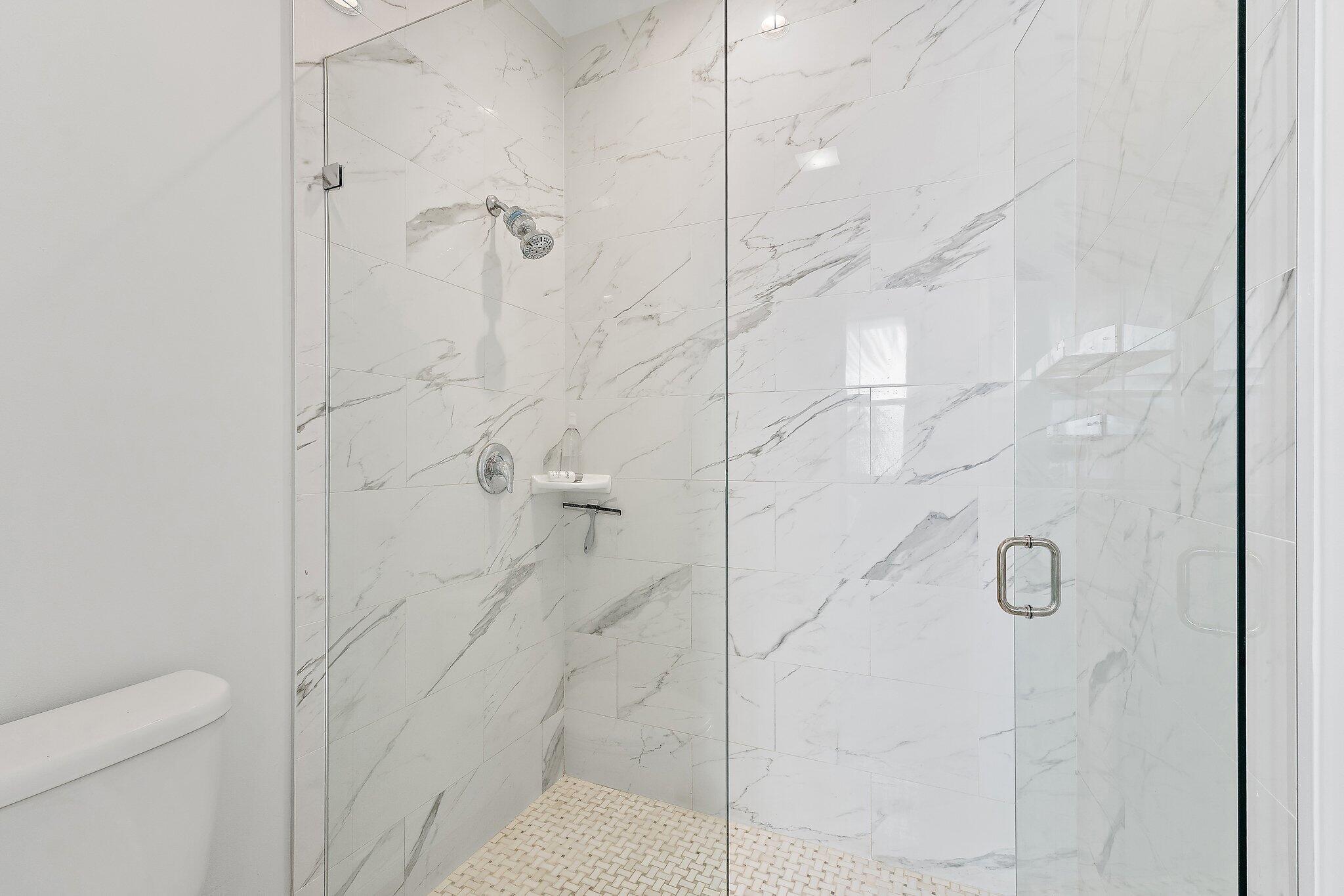 CINQUEZ PARK - Residential