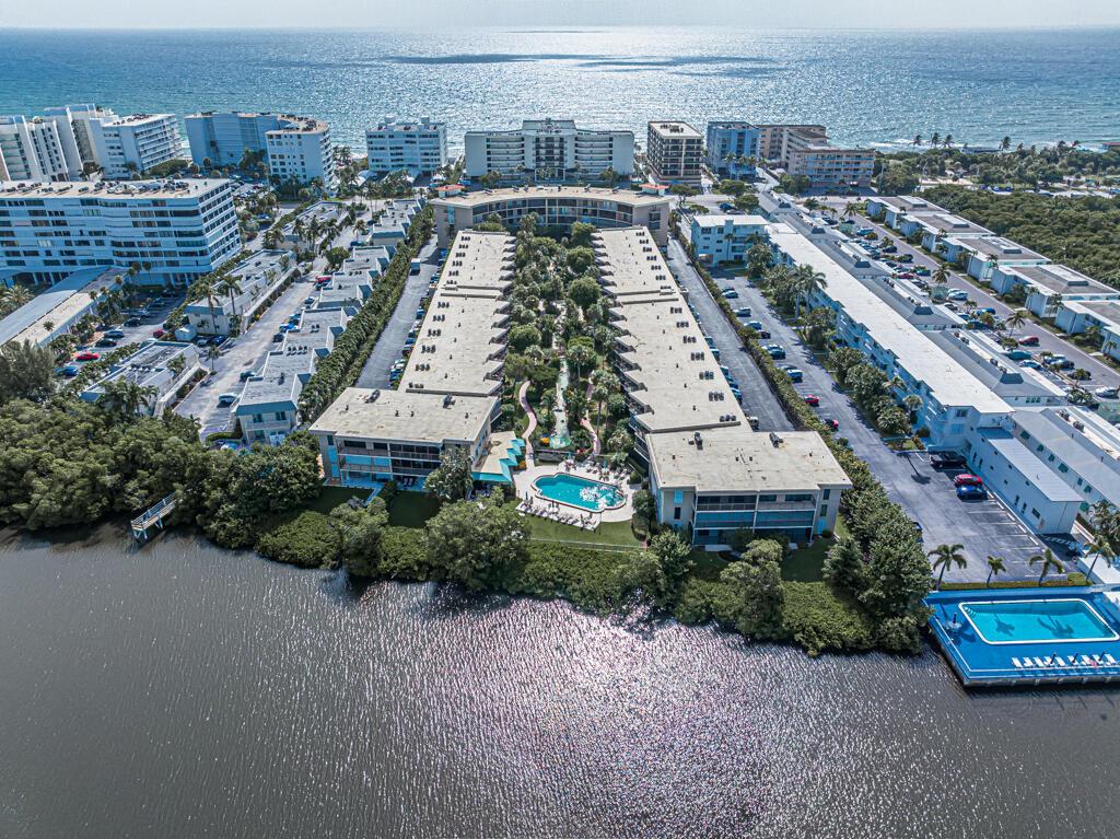SOUTHGATE CONDO - Residential