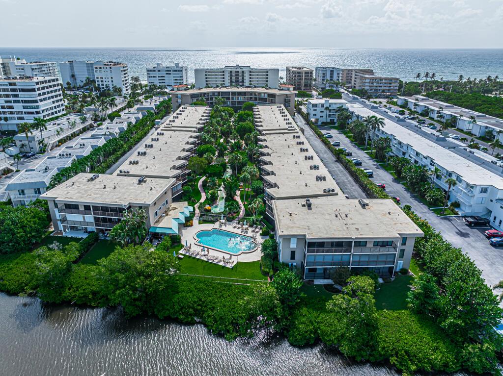 SOUTHGATE CONDO - Residential
