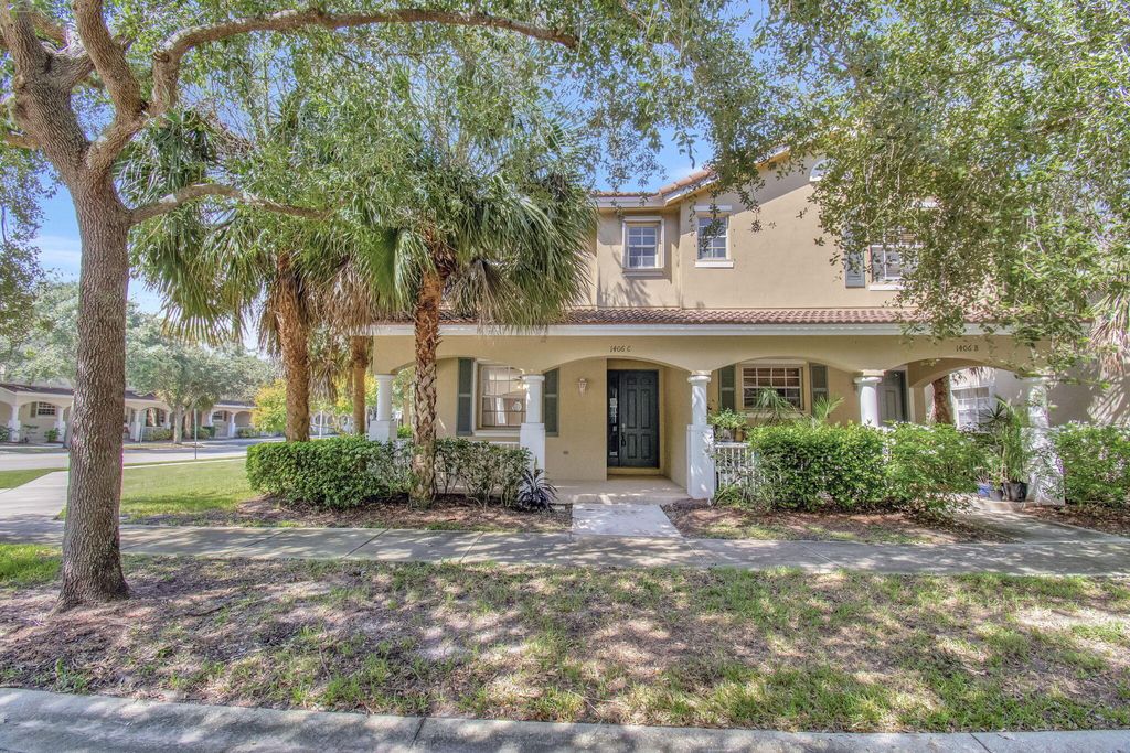Photo of 1406 W Wickham Circle #C, Delray Beach, FL 33445 (MLS # R11025266)