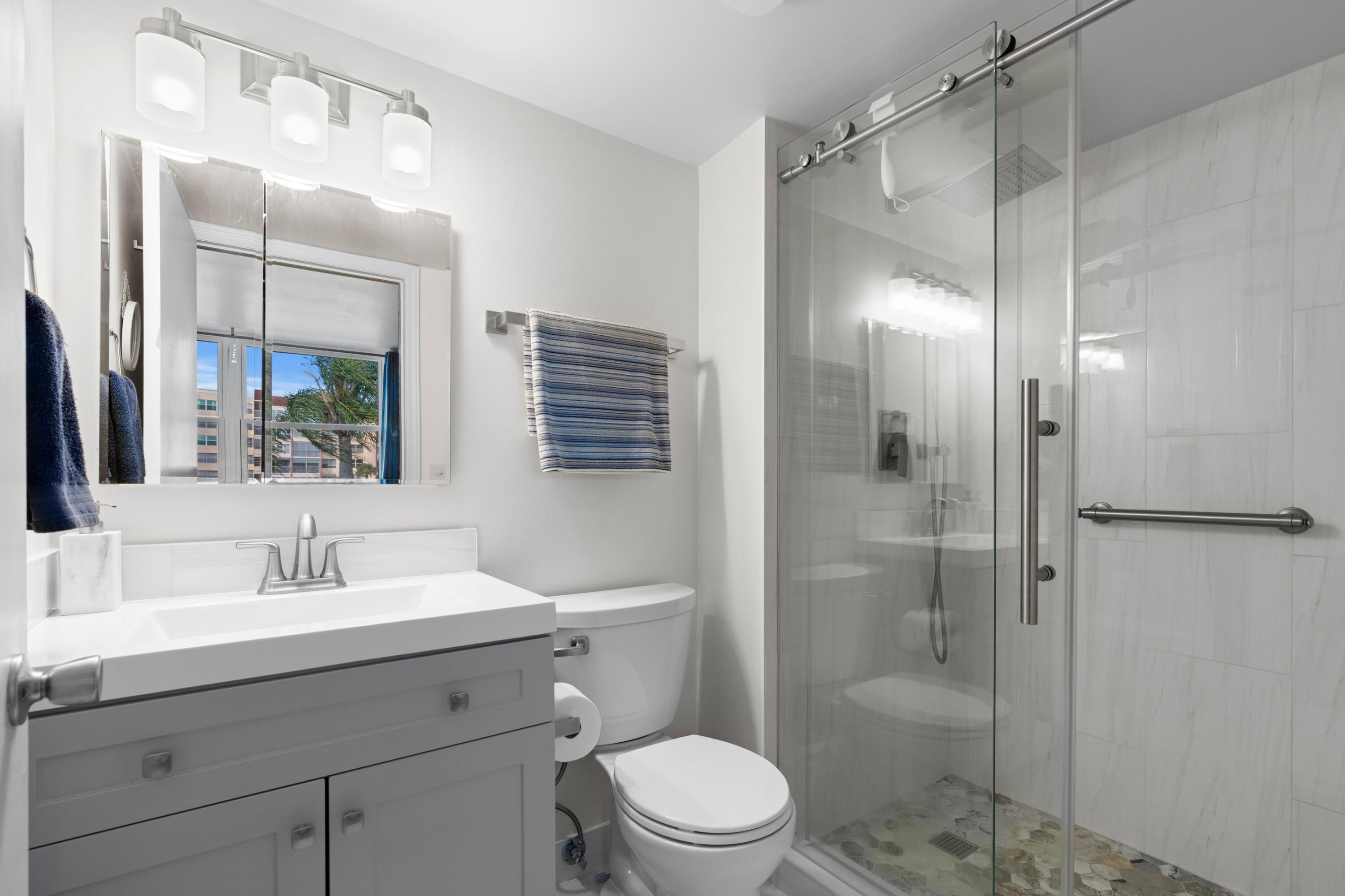 VILLAGES OF ORIOLE ABBEY CONDO - Residential