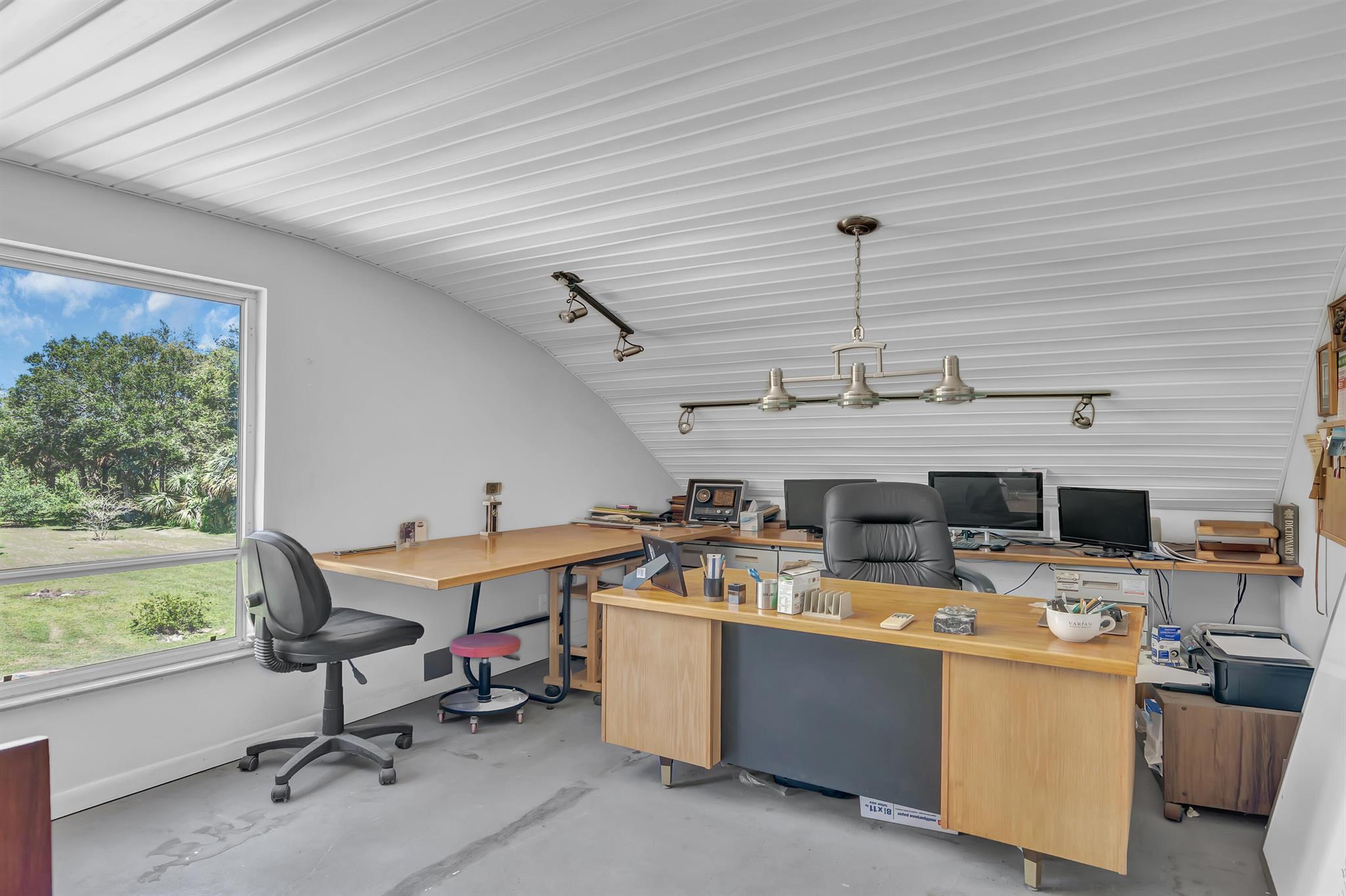 Citrus Hideaway - Residential