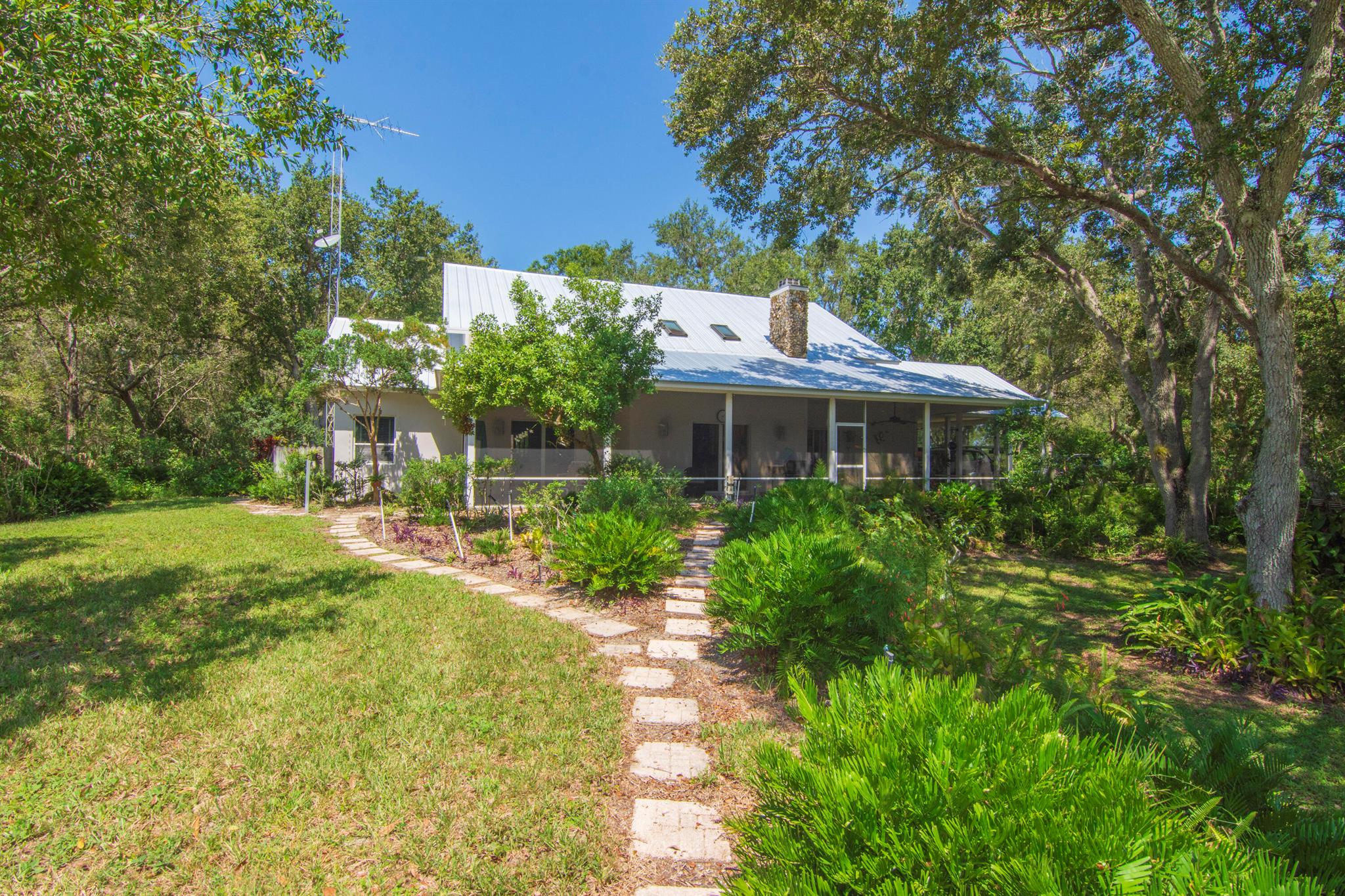 Citrus Hideaway - Residential