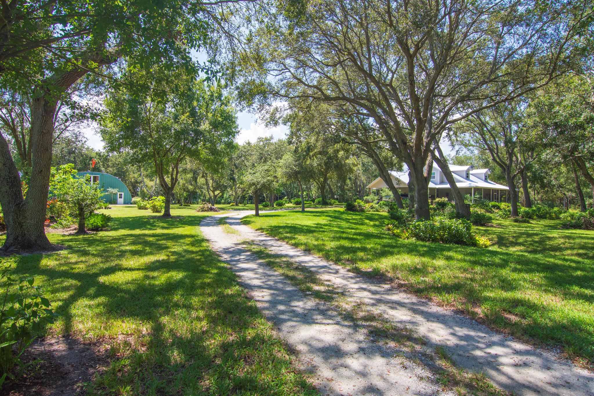 Citrus Hideaway - Residential