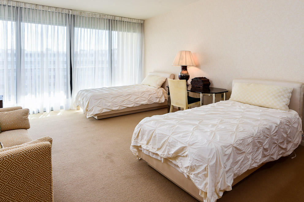 NUMBER ONE NORTH OCEAN CO - Residential