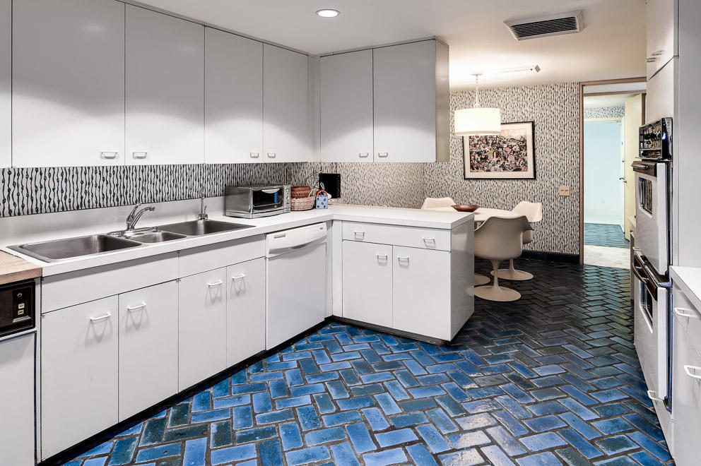 NUMBER ONE NORTH OCEAN CO - Residential