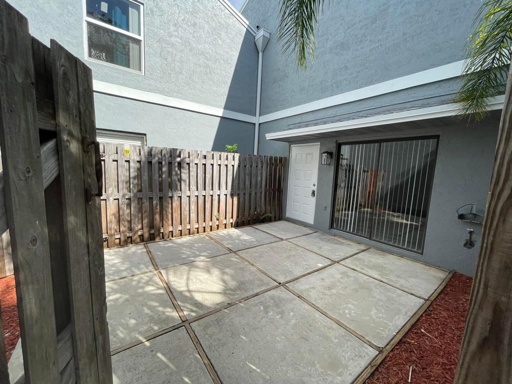 Photo of 3 Crossings Circle #C, Boynton Beach, FL 33435 (MLS # R11041045)