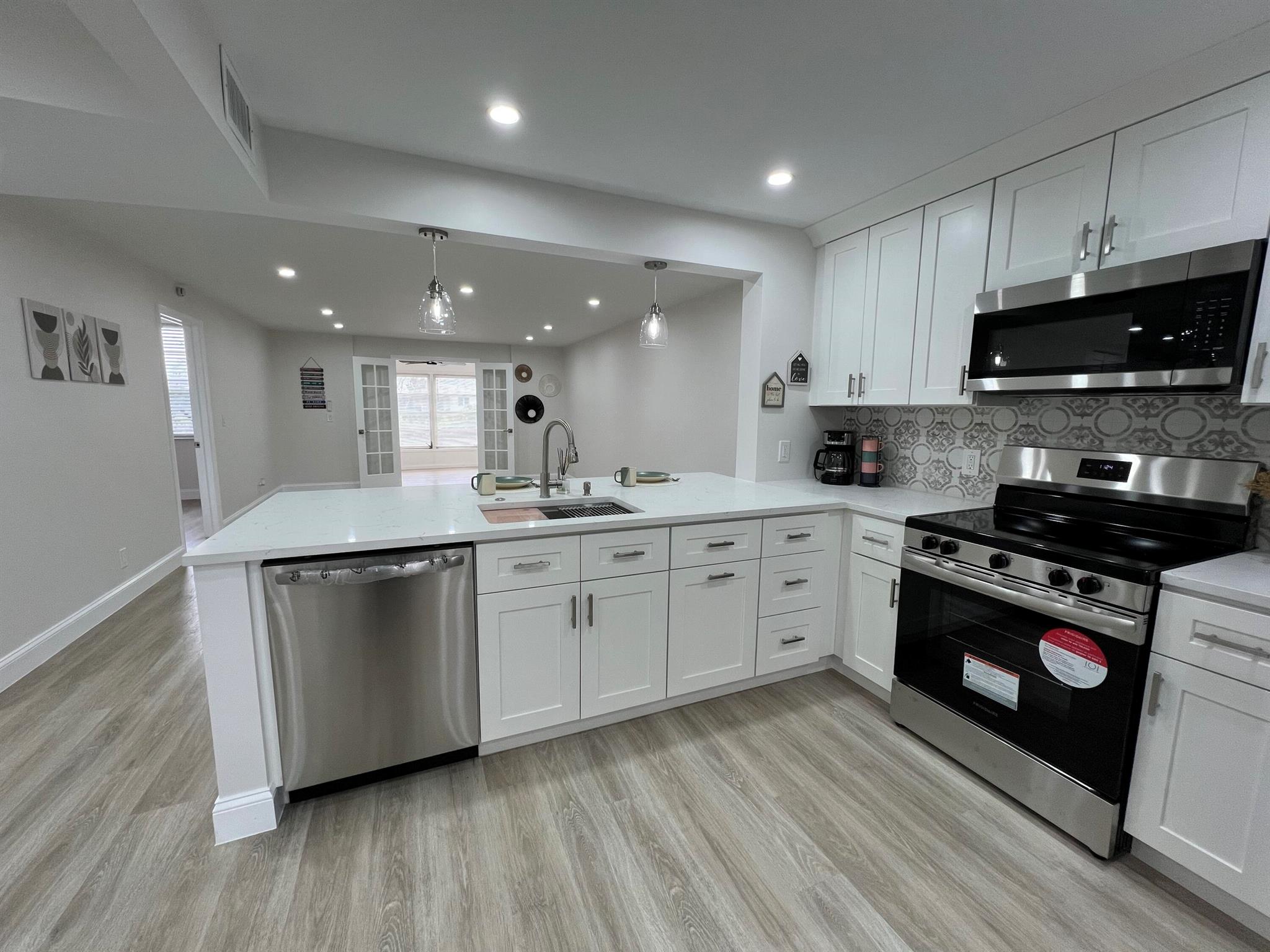 25 Abbey Lane 103