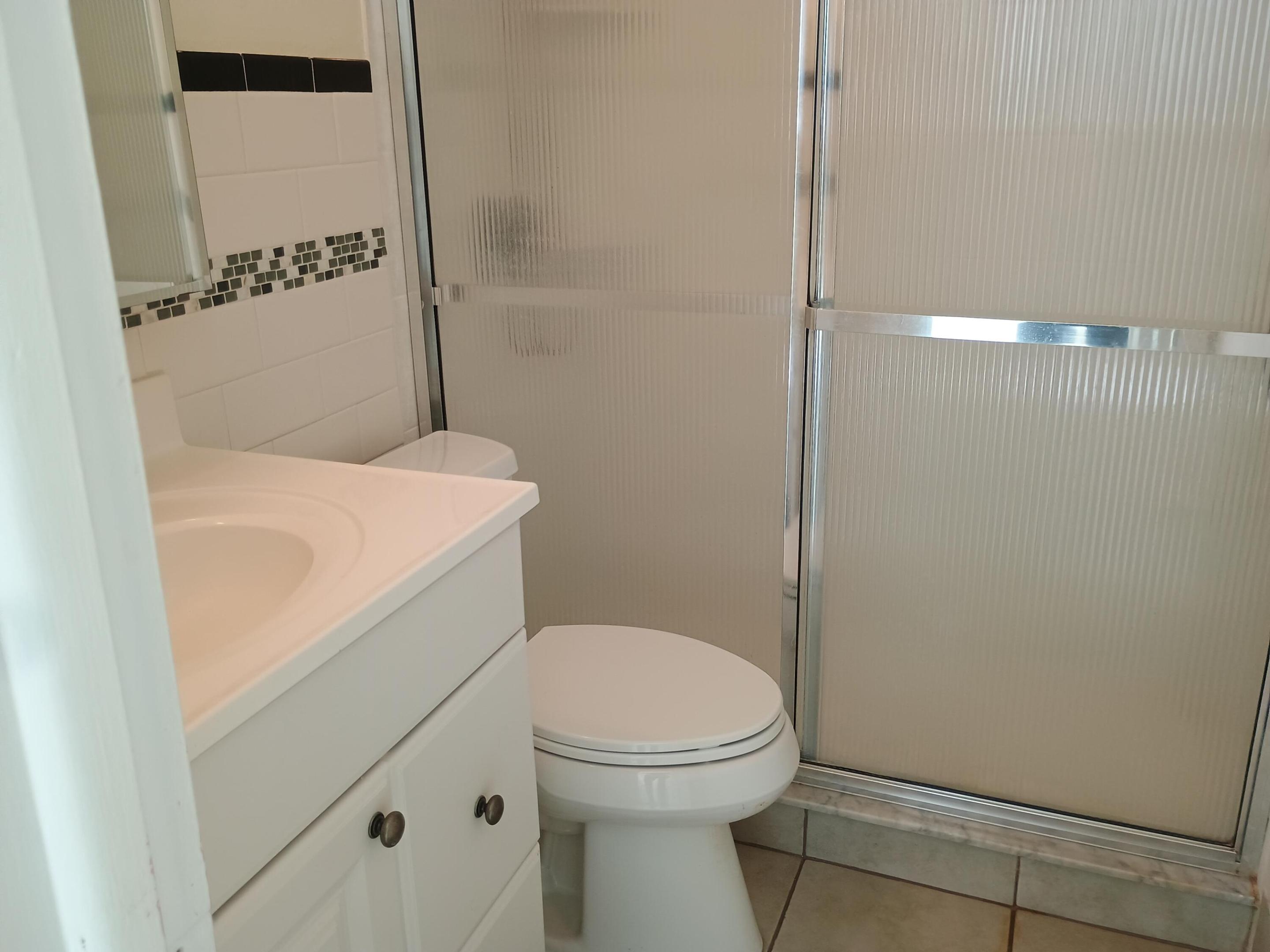 COLONIAL RIDGE CORP - Residential