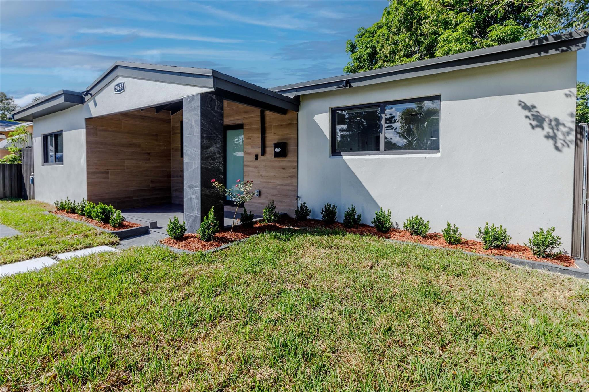 Cranston Terrace 28-14 B - Residential