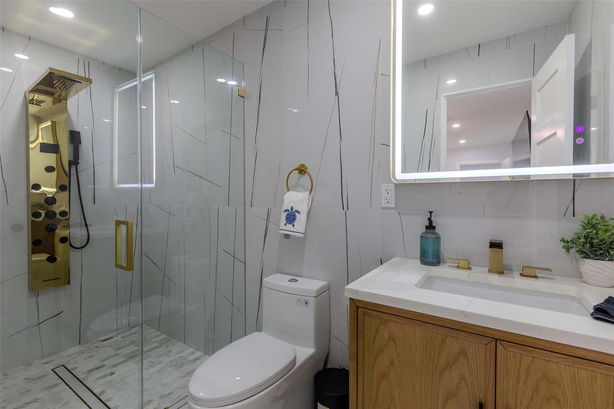 Cranston Terrace 28-14 B - Residential