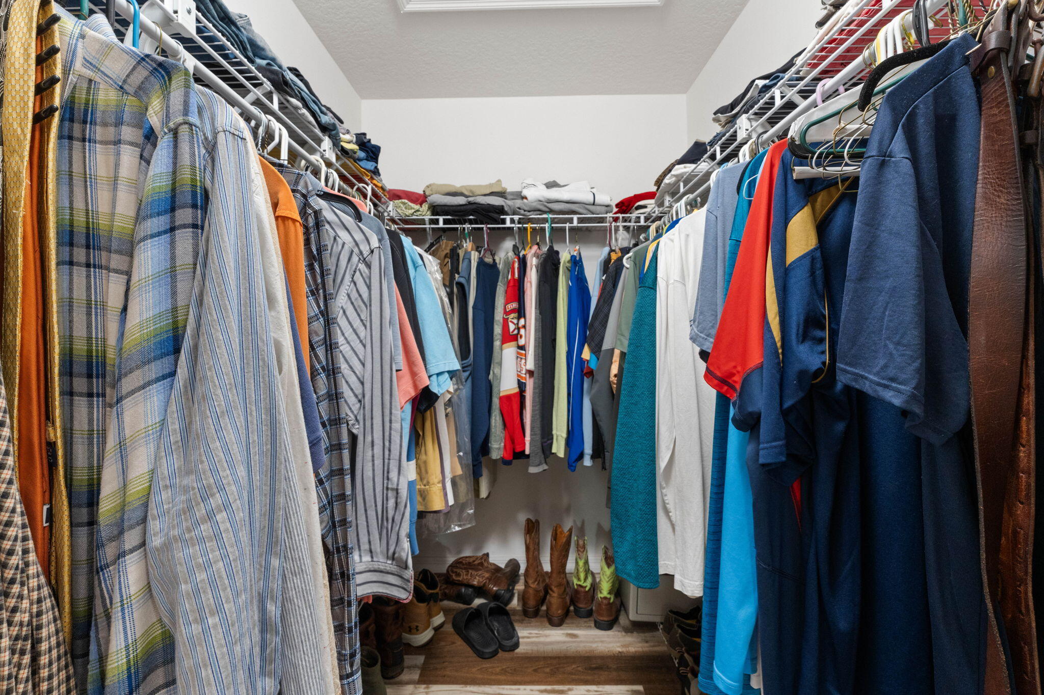 EAST LAKE VILLAGE NO 3 - Residential