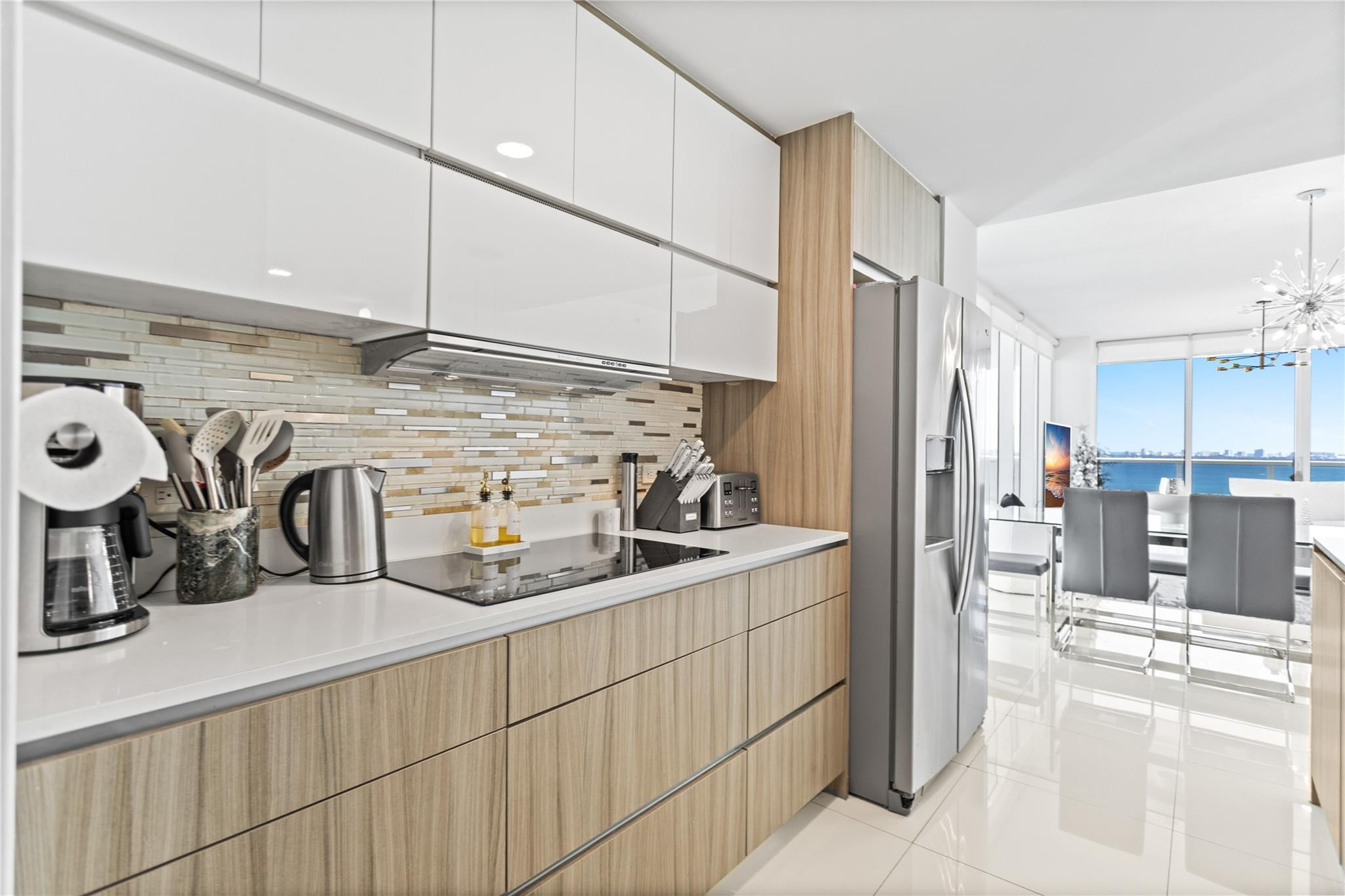 600 NE 27th Street 2301