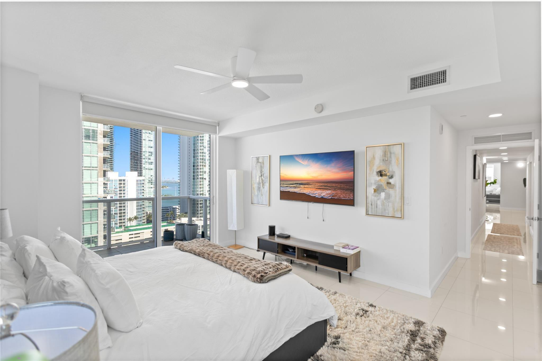 BAY HOUSE - Residential