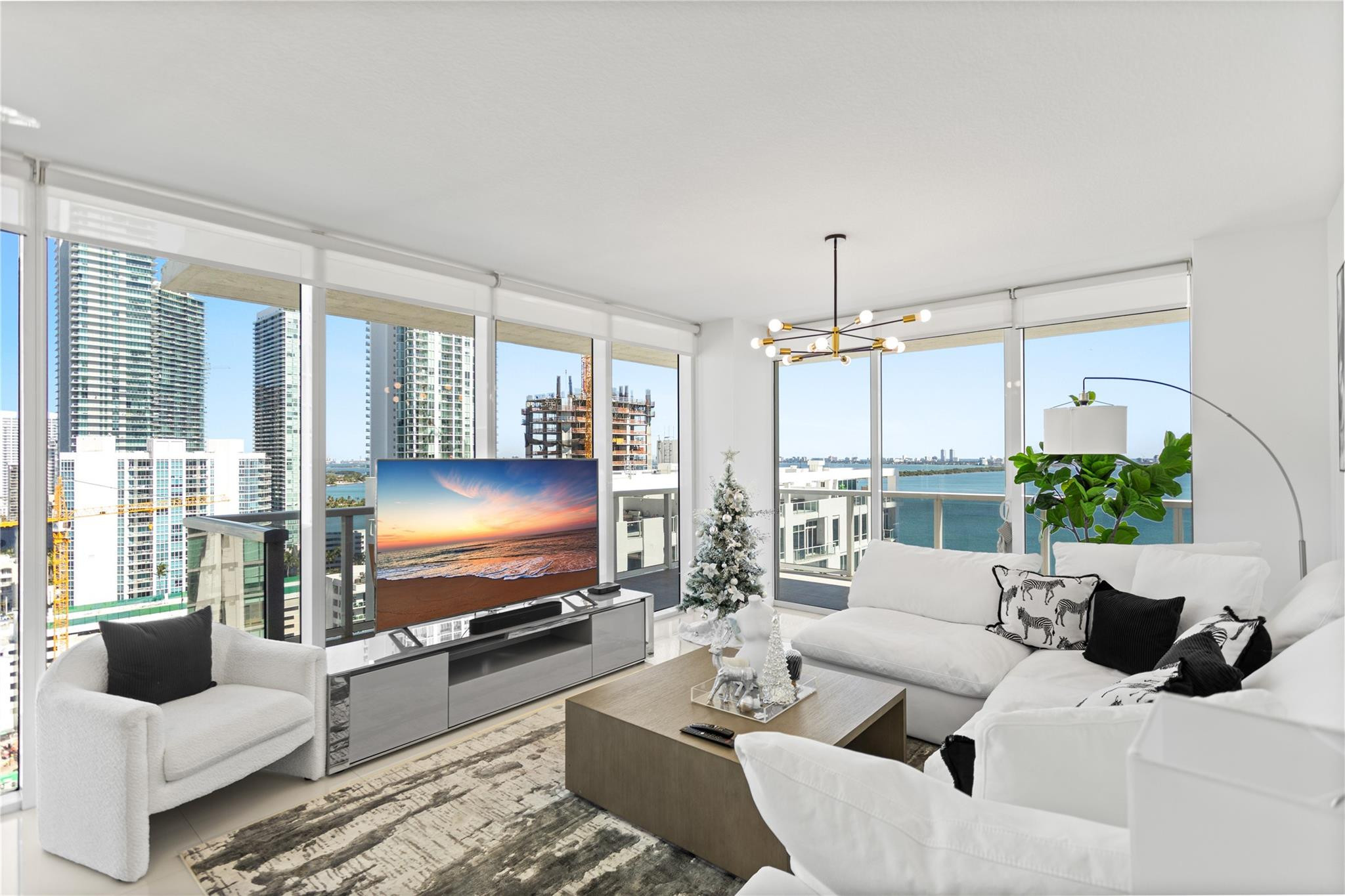 BAY HOUSE - Residential