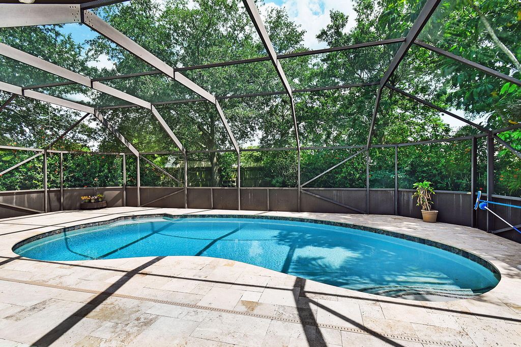 Photo of 1437 SE Vesthaven Circle, Port Saint Lucie, FL 34952 (MLS # R10989578)