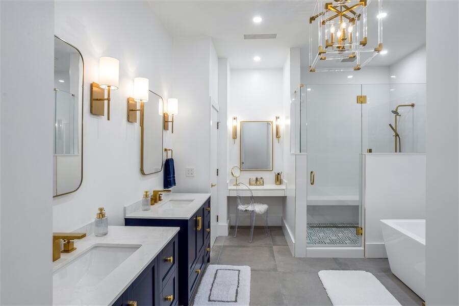 PALM BEACH SHORE ACRES - Residential