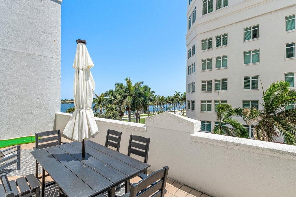 Photo of 255 Evernia Street #306, West Palm Beach, FL 33401 (MLS # B26010893)