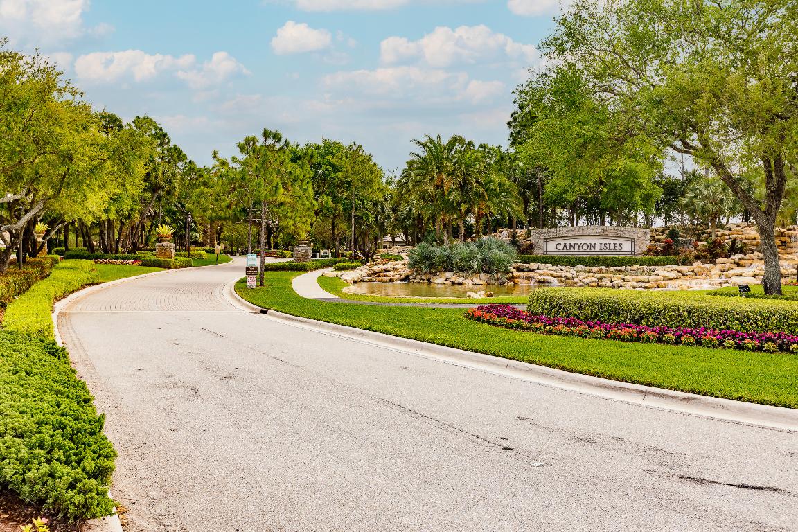 CANYON ISLES 3 - Residential