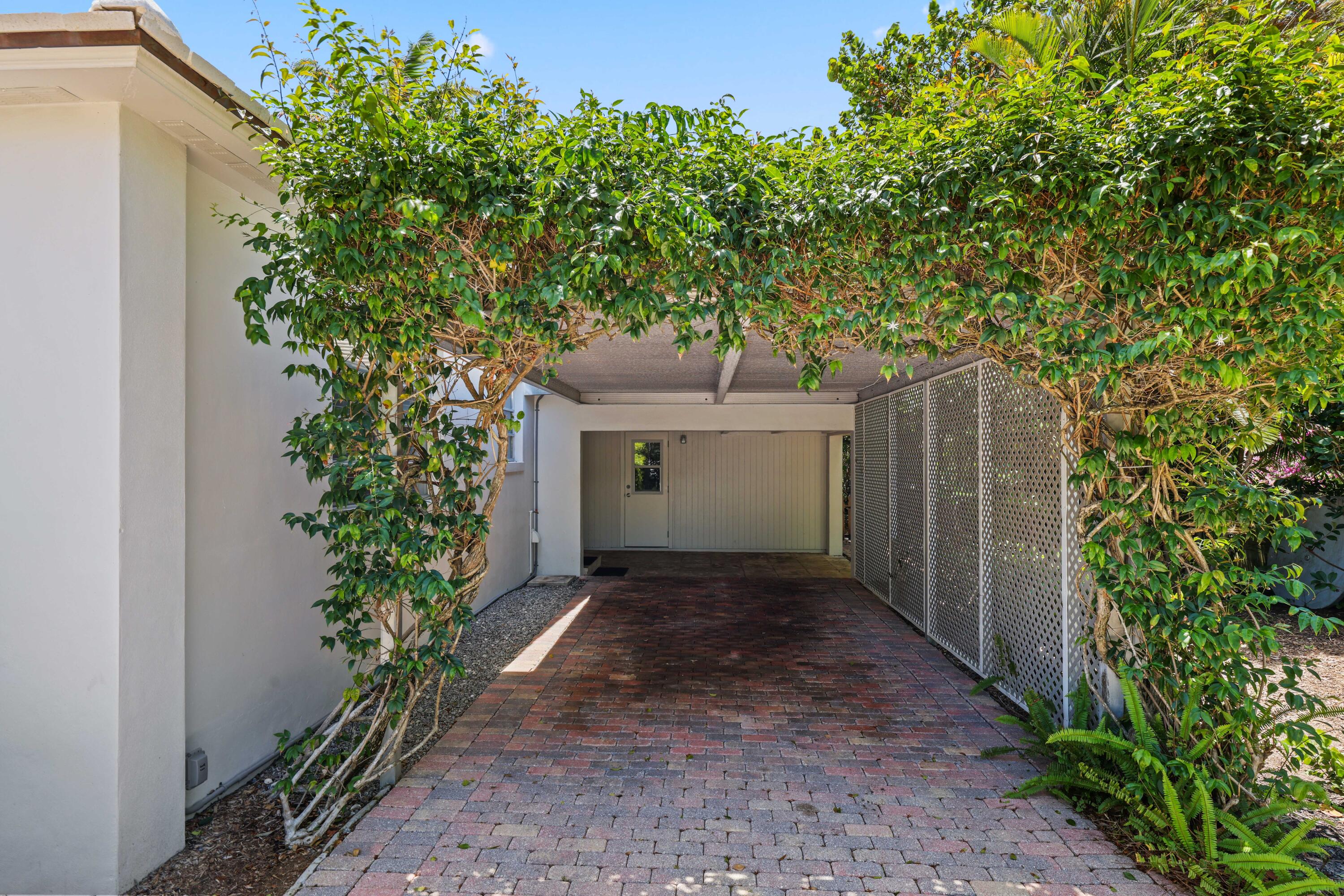 BELLO LIDO - Residential Lease