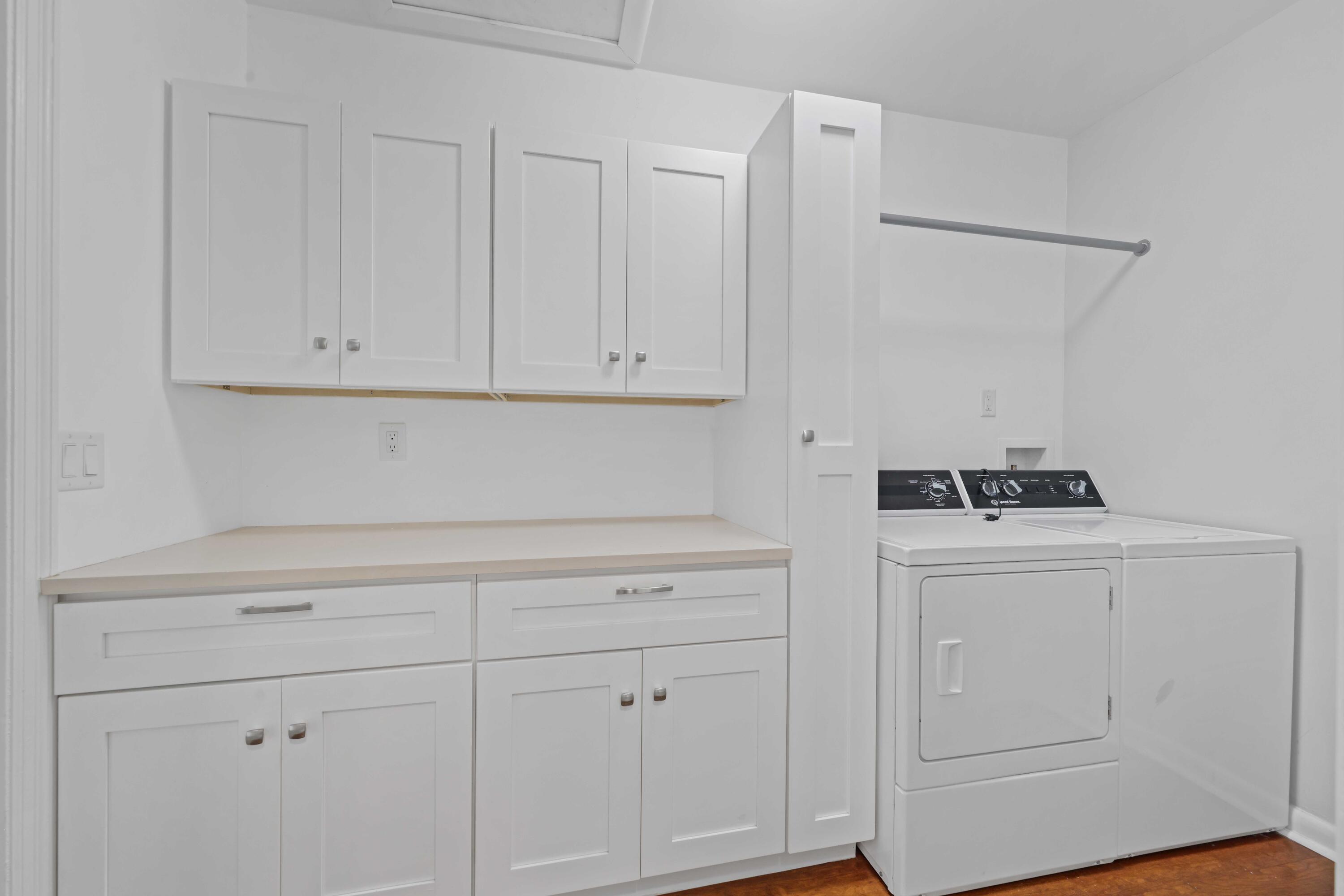 BELLO LIDO - Residential Lease