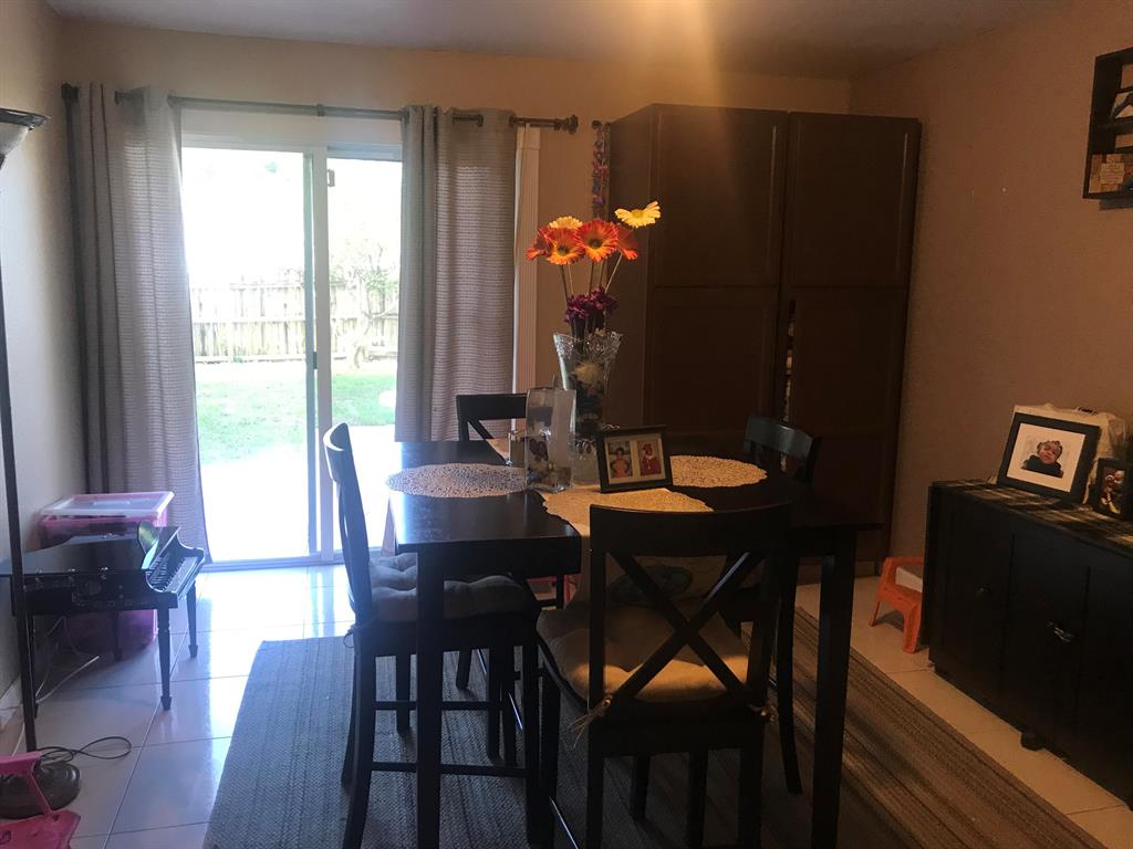 PALM BEACH FARMS CO 7 - Residential