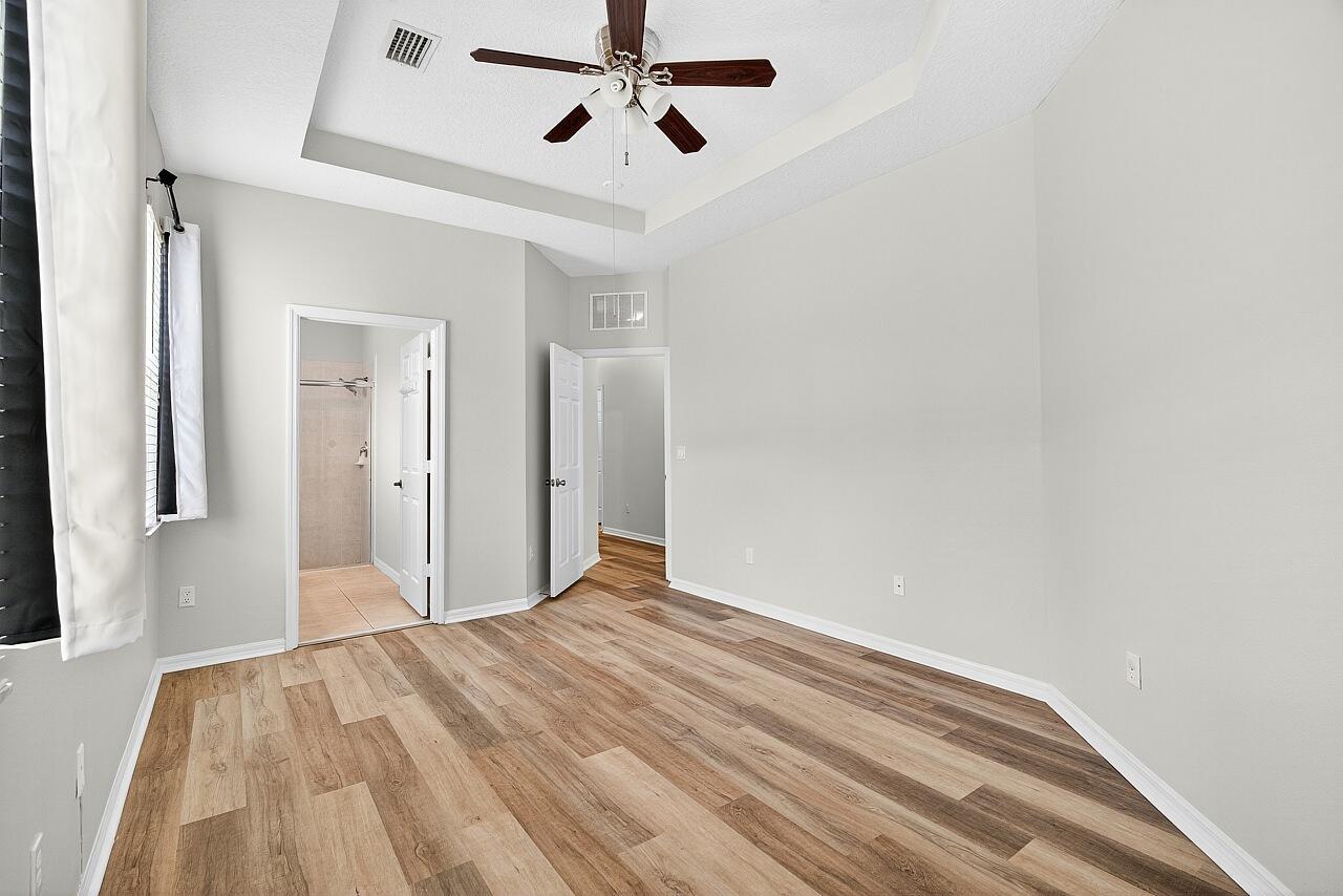 LAKE FOREST POINTE - Residential