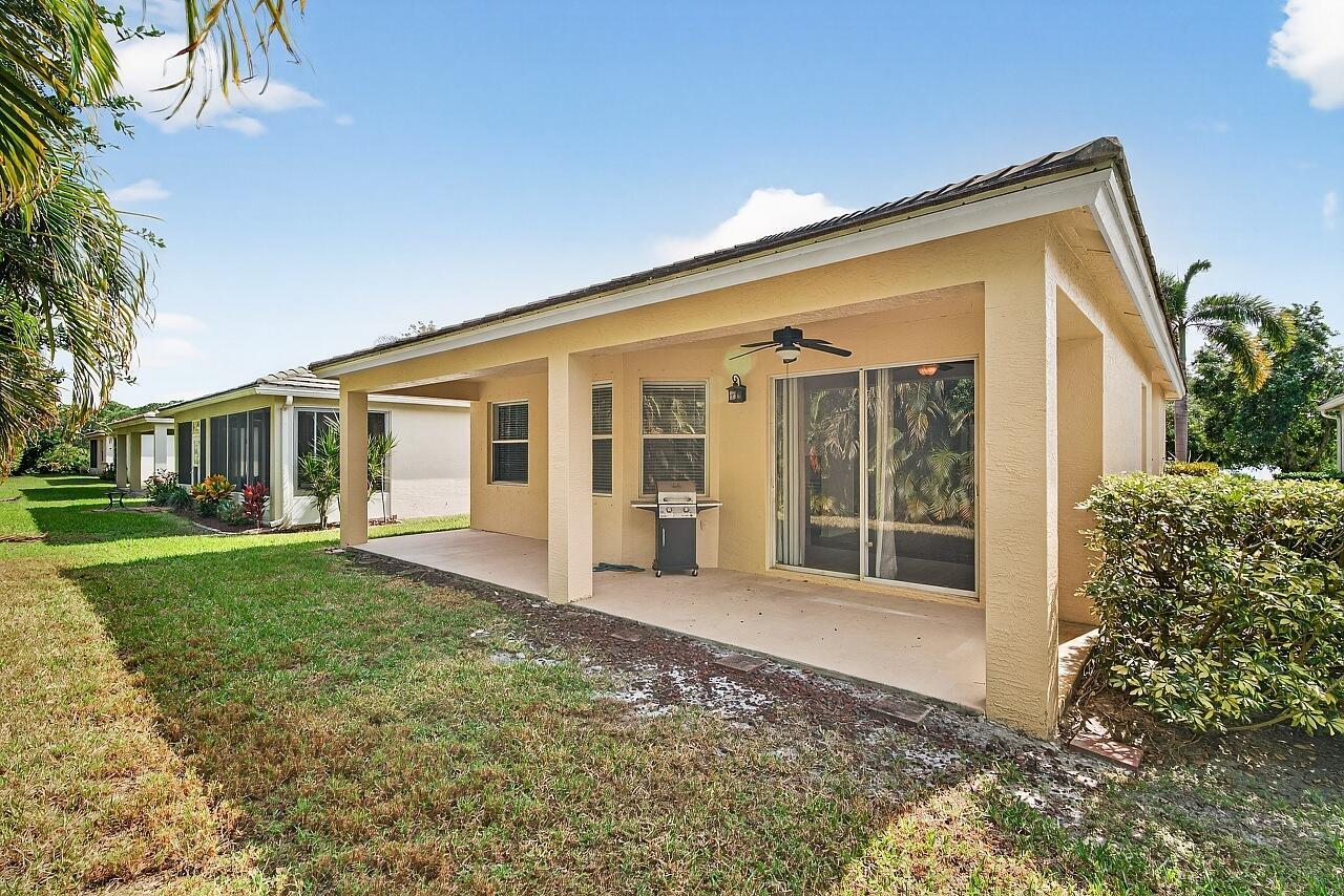 LAKE FOREST POINTE - Residential