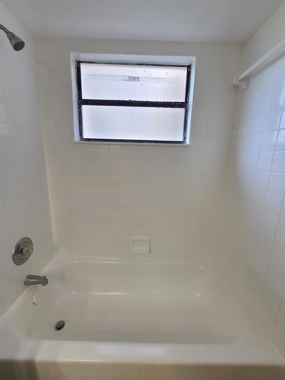 PALM BEACH PLACE CONDO - Residential Lease