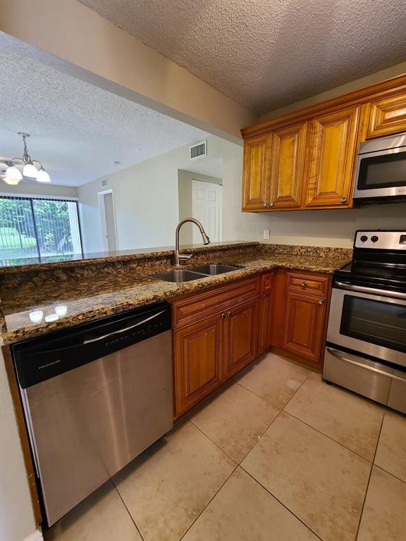 PALM BEACH PLACE CONDO - Residential Lease